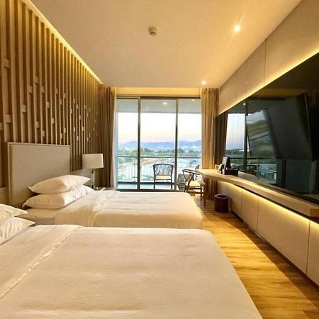 Bangsaen Symphony Of The Sea Hotel מראה חיצוני תמונה