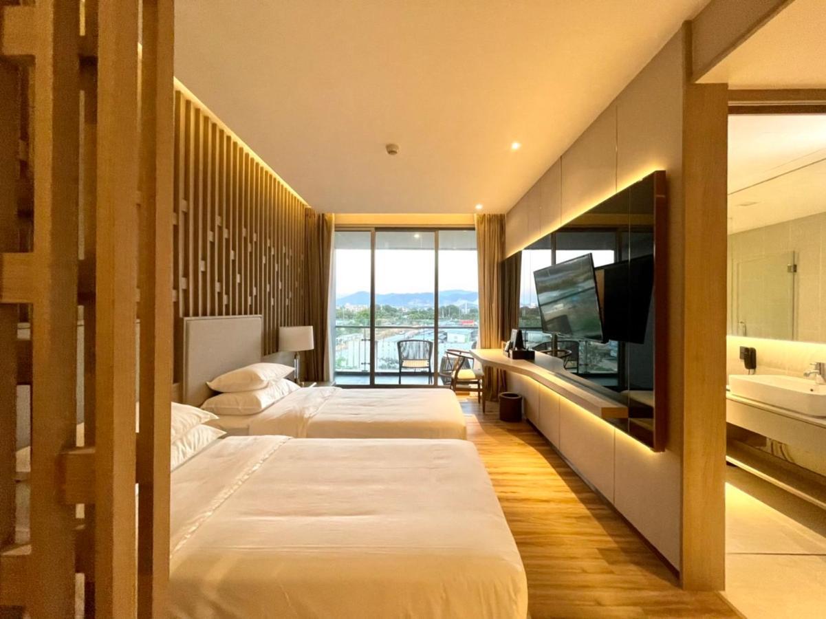Bangsaen Symphony Of The Sea Hotel מראה חיצוני תמונה