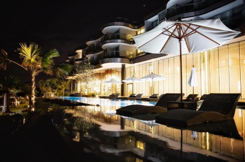 Bangsaen Symphony Of The Sea Hotel מראה חיצוני תמונה