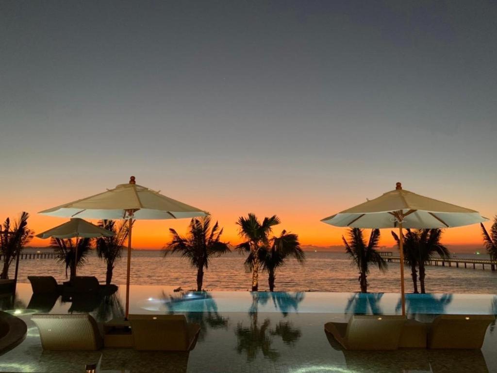 Bangsaen Symphony Of The Sea Hotel מראה חיצוני תמונה